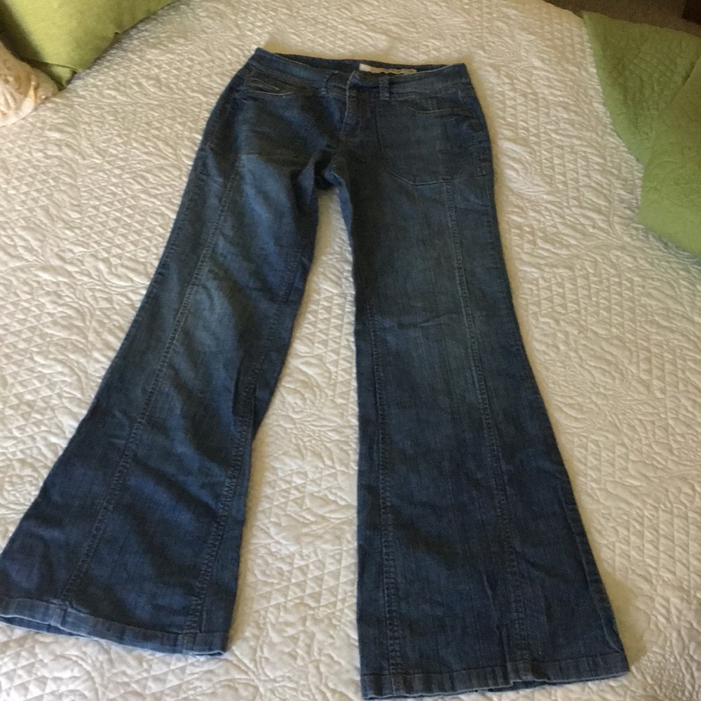 DKNY Bell bottom mid rise jeans
